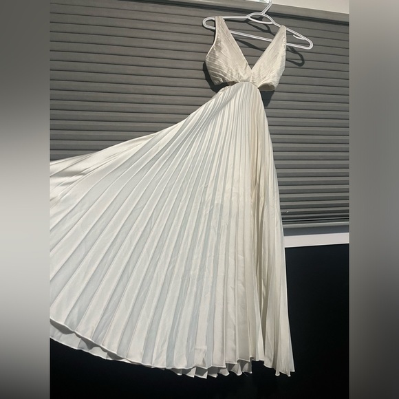 NWT A&F Satin Dress - Picture 11 of 11